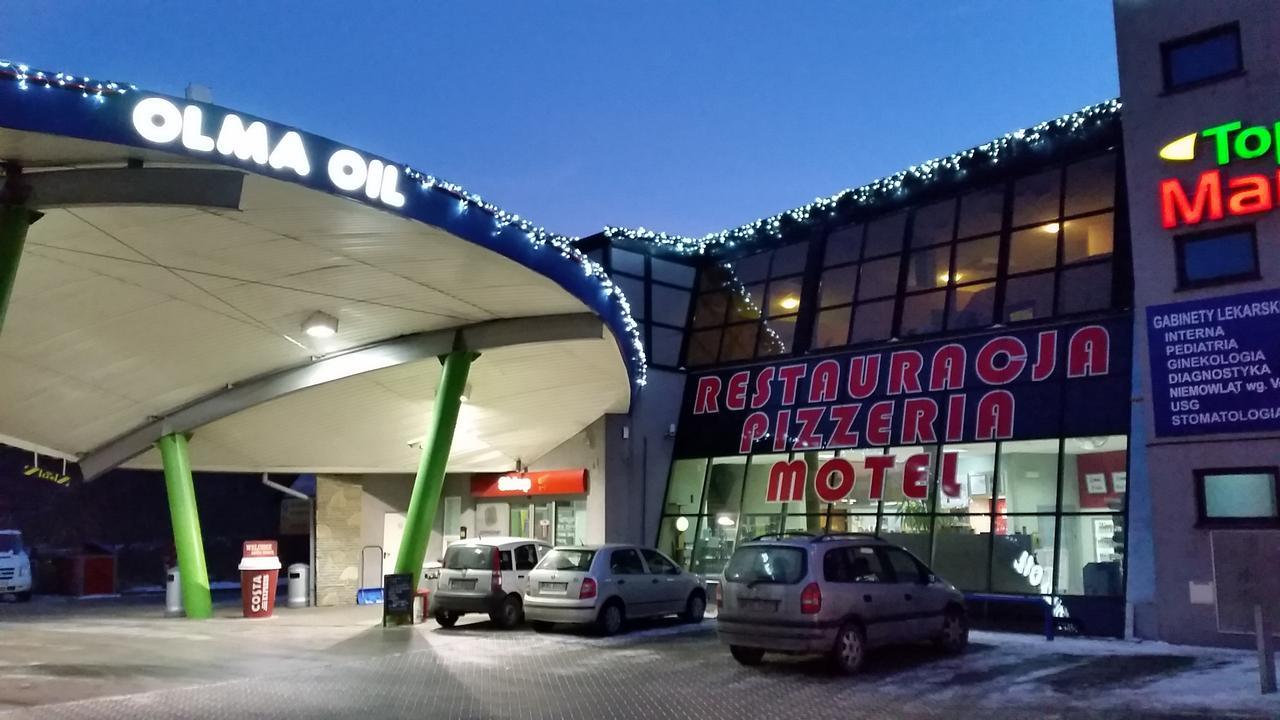 Zajazd Pod Zamkiem Ритро Екстериор снимка